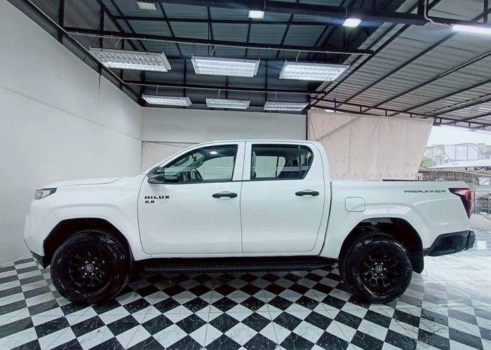 Used 1
                    TOYOTA
                     for Sale Image