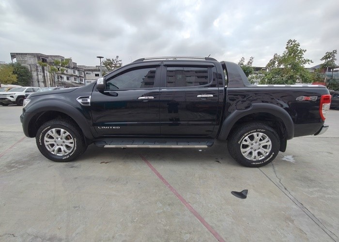 Used 8
                    FORD
                     for Sale Image