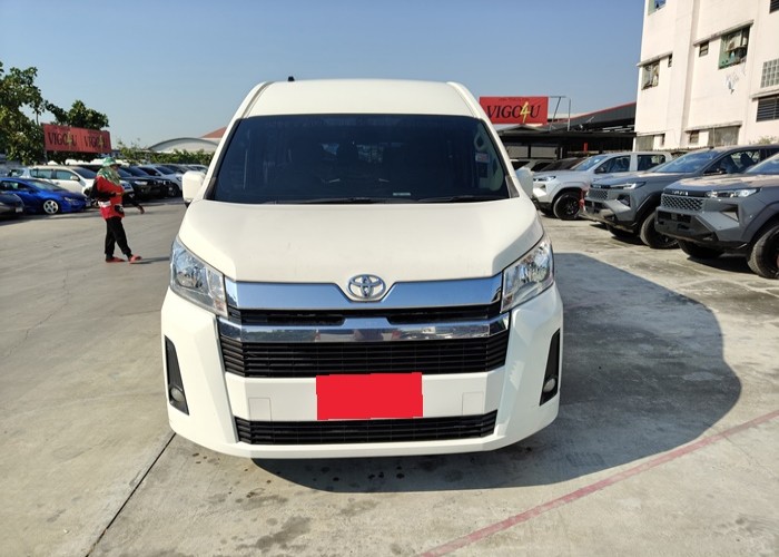 Used 12
                    TOYOTA
                     for Sale Image