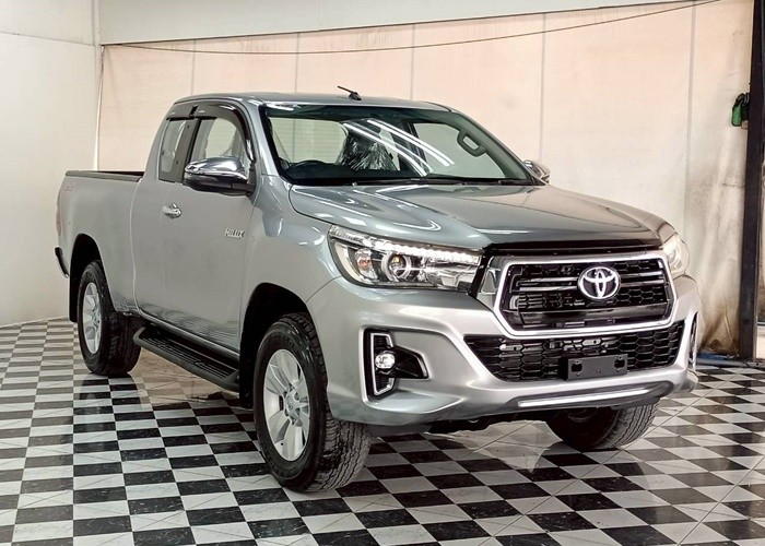 Used 5
                    TOYOTA
                     for Sale Image