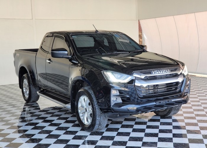 Used 8
                    ISUZU
                     for Sale Image