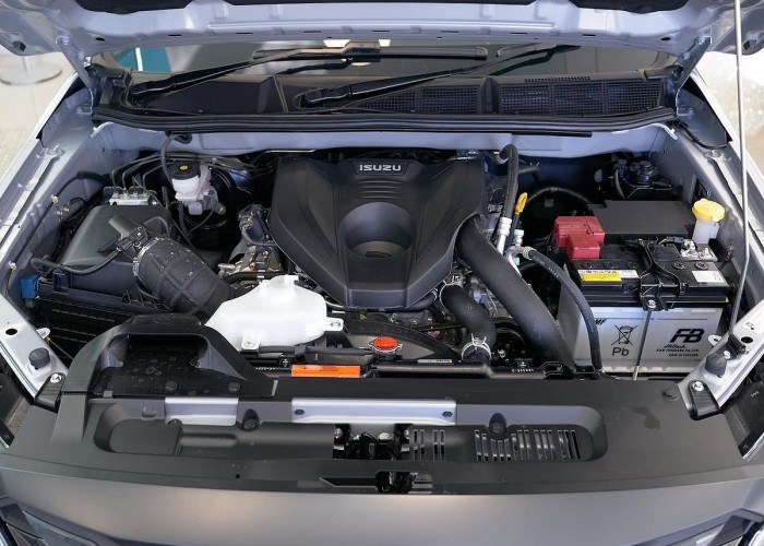 Used 1
                    ISUZU
                     for Sale Image