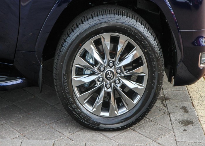 Used 1
                    TOYOTA
                     for Sale Image