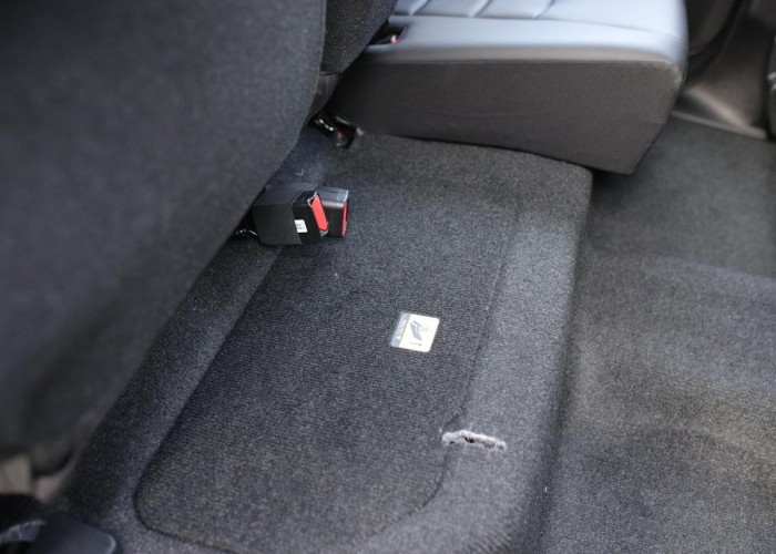 Used 1
                    ISUZU
                     for Sale Image